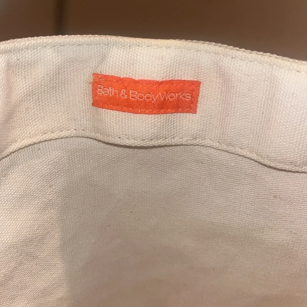 Bath and body works large canvas 🌞 sunny tote / OS preowned